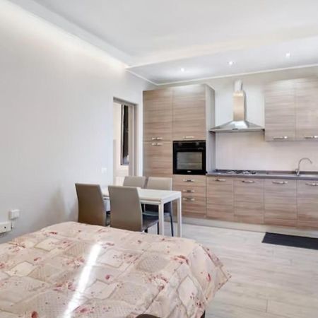 Casa Sanremo Tiziano Parking Gratis Spiaggia 15 Minuti A Piedi Bagian luar foto
