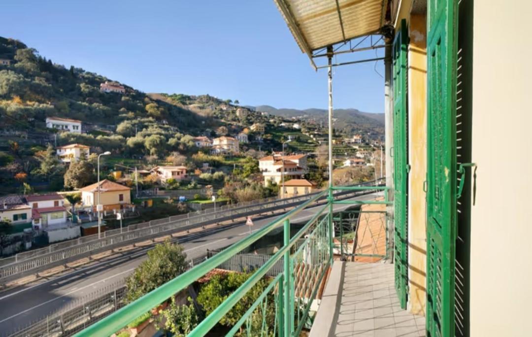 Casa Sanremo Tiziano Parking Gratis Spiaggia 15 Minuti A Piedi Bagian luar foto