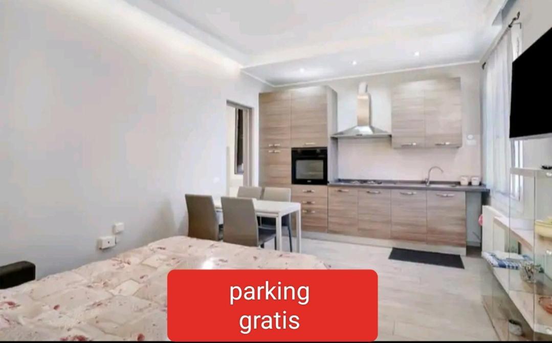 Casa Sanremo Tiziano Parking Gratis Spiaggia 15 Minuti A Piedi Bagian luar foto